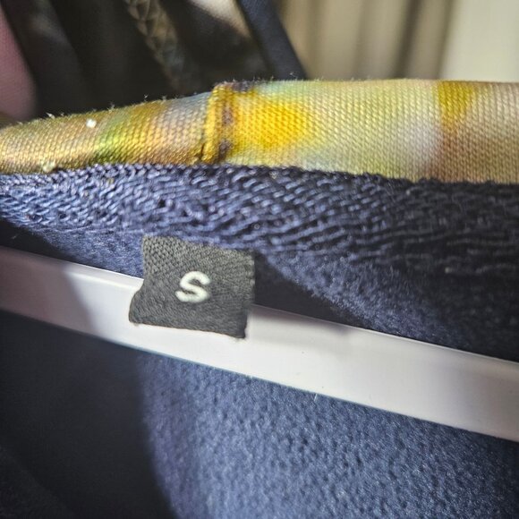 Navy & Yellow Hooded Sweatshirt With Knight Logo & NCAA Theme - Picture 3 of 6